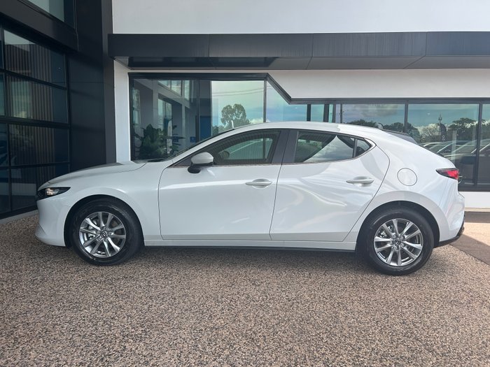 2025 Mazda 3 G20 Pure