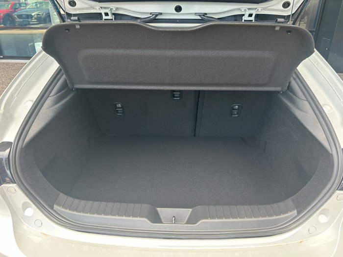 2025 Mazda 3 G20 Pure