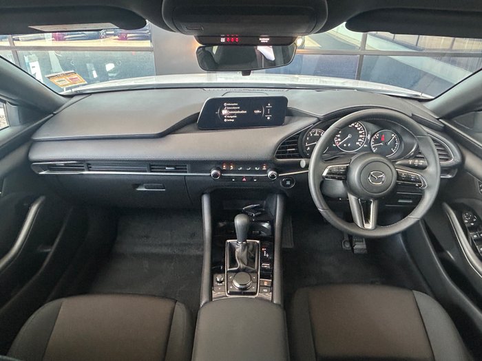 2025 Mazda 3 G20 Pure