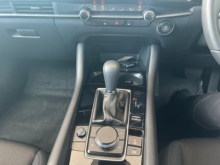 2025 Mazda 3 G20 Pure