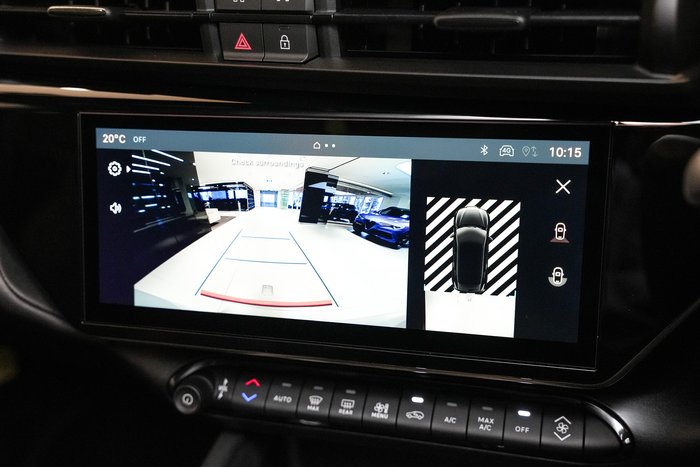 2025 Alfa Romeo Junior Ibrida