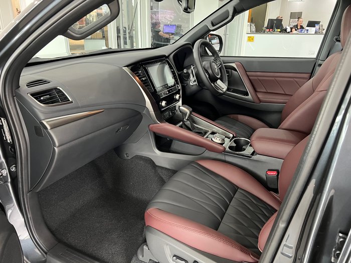 2025 MITSUBISHI PAJERO SPORT GSR