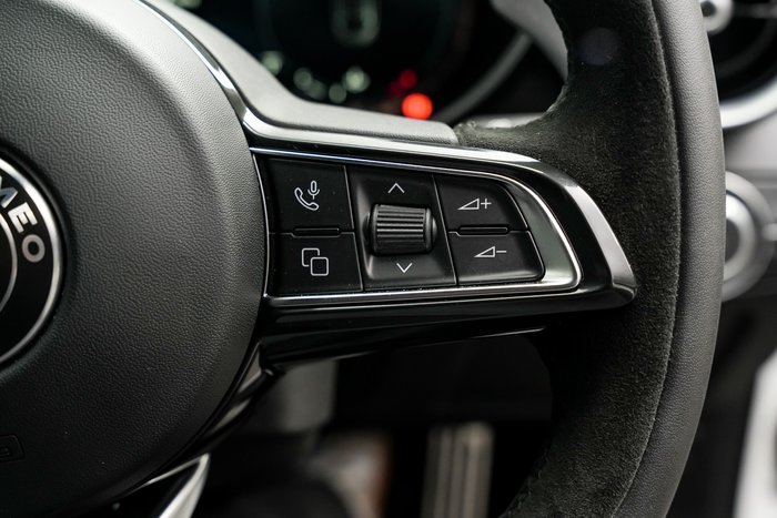 2024 Alfa Romeo Giulia Quadrifoglio Super Sport