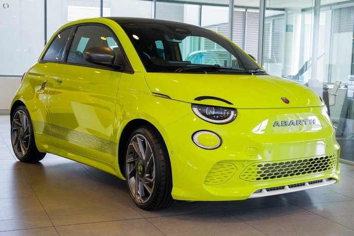 2023 Abarth 500e