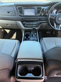 2015 Kia Carnival Platinum