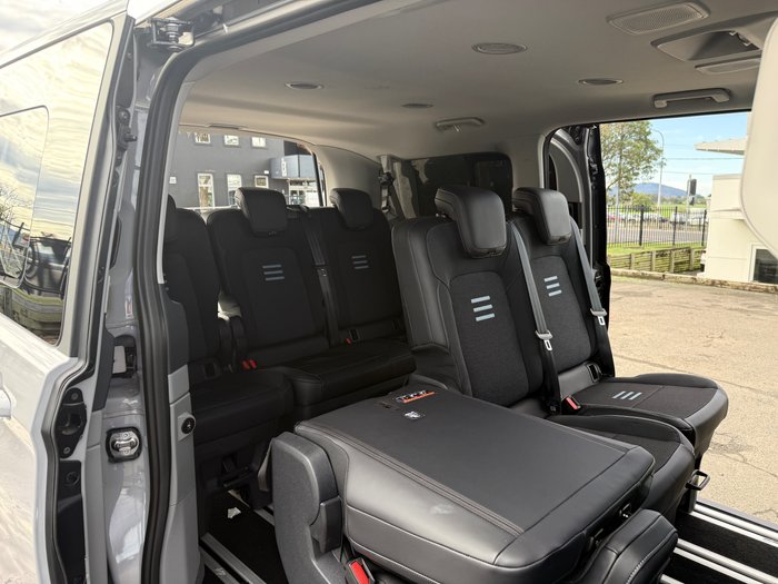 2024 FORD Transit Custom Van Tourneo Custom 2024.50 PEOPLE MOVER SWB, 320S ACTIVE 2.0L DIESEL 8SPD GREY MATTER