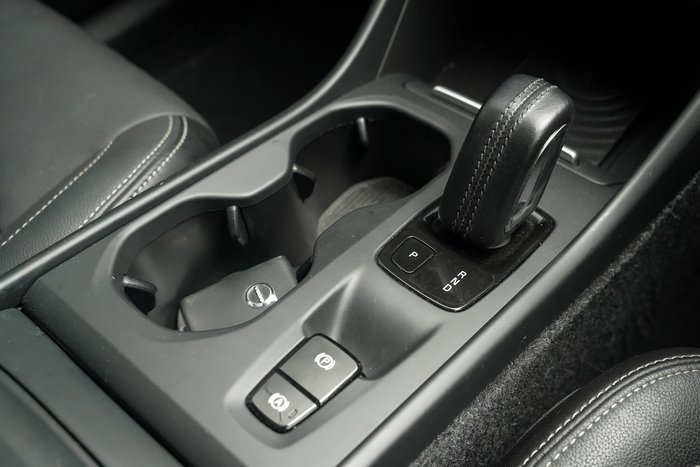 2018 Volvo XC40 T5 Momentum