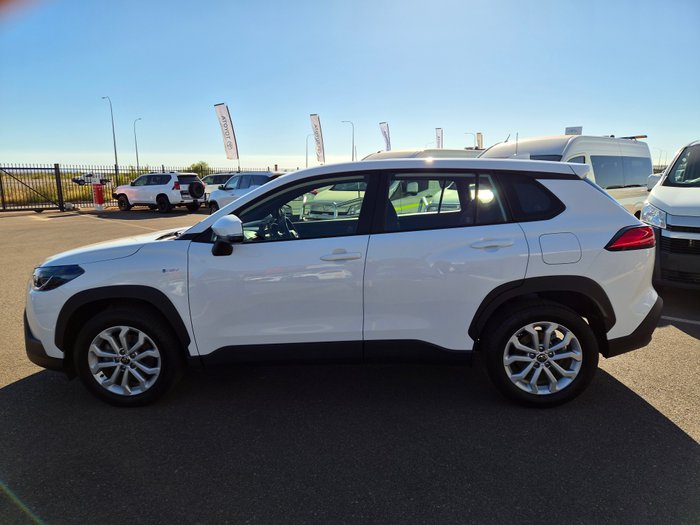 2025 Toyota Corolla Cross HV GX