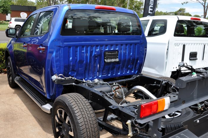 2025 Mazda BT-50 Mazda BT-50 G 6AUTO 3.0L DUAL CAB CHASSIS XTR 4X4 - Std Alloy Tray