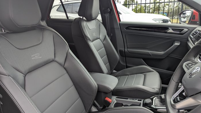 2025 VOLKSWAGEN T-ROC R-LINE