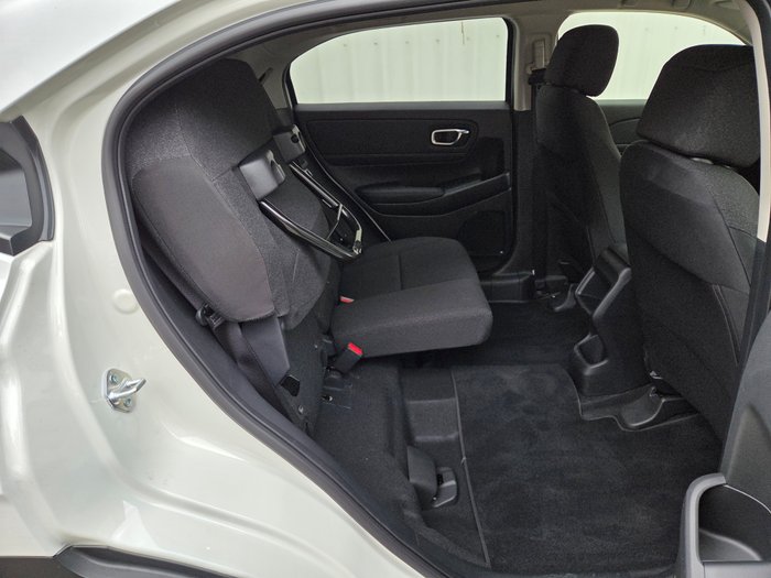 2024 HONDA HRV MY25 VI-X WHITE