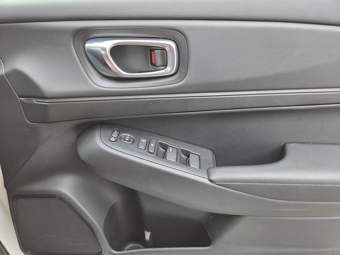 2024 HONDA HRV MY25 VI-X WHITE