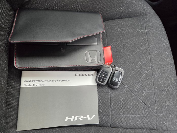 2024 HONDA HRV MY25 VI-X WHITE