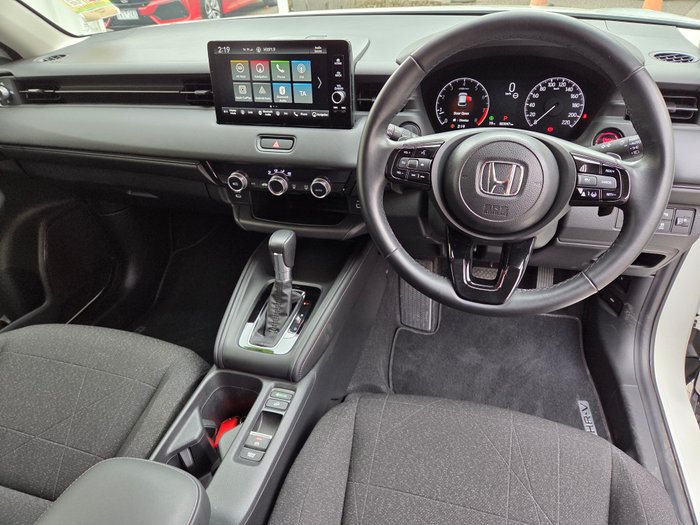 2024 HONDA HRV MY25 VI-X WHITE
