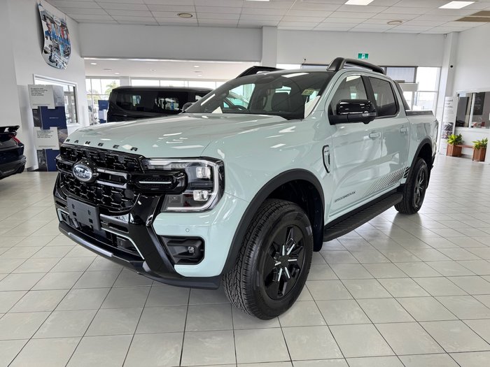 2025 Ford Ranger PHEV Stormtrak