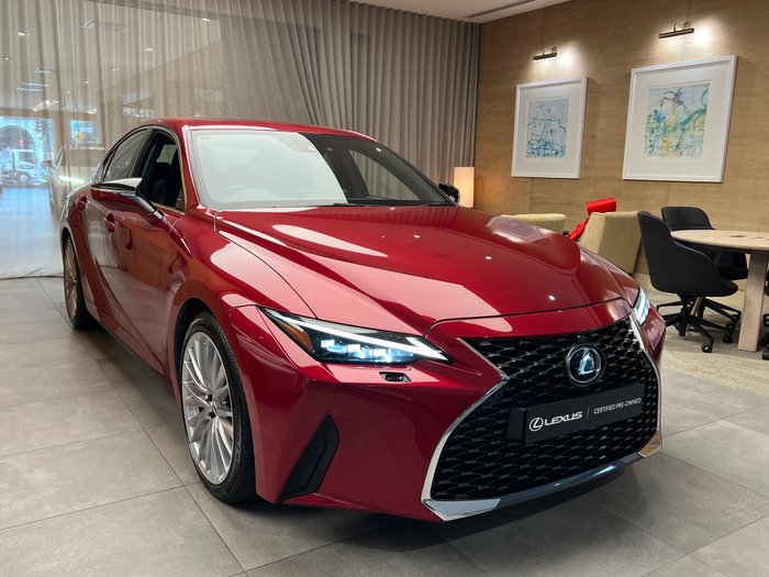 2020 Lexus IS300 Luxury 2.0L Turbo Automatic Sedan