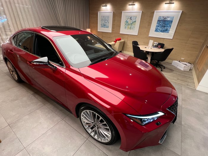 2020 Lexus IS300 Luxury 2.0L Turbo Automatic Sedan