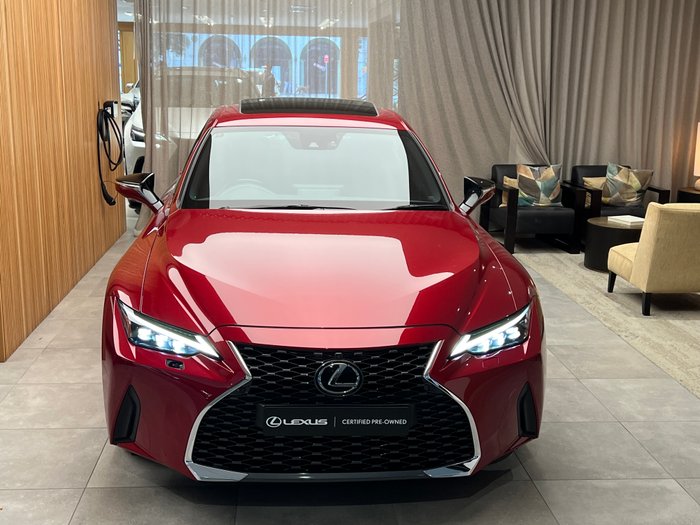 2020 Lexus IS300 Luxury 2.0L Turbo Automatic Sedan