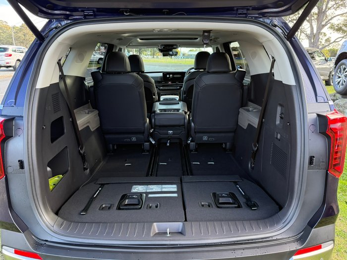 2026 Kia Carnival GT-Line HEV