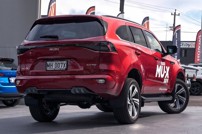 2025 Isuzu MU-X