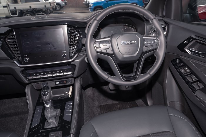 2025 Isuzu MU-X
