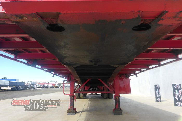 1999 Freighter 48FT Flat Top