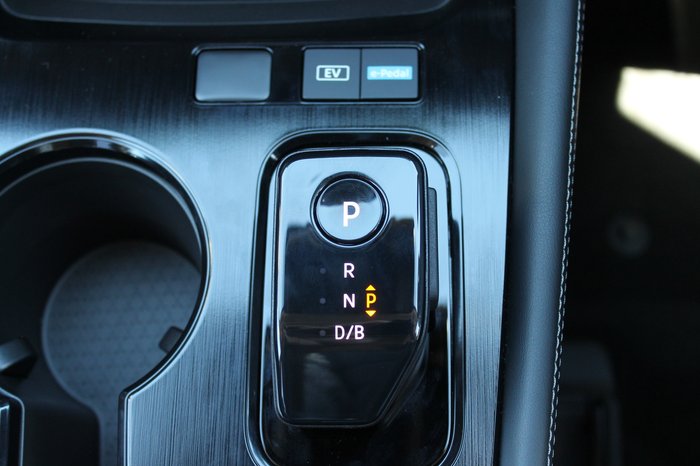 2025 Nissan X-TRAIL ST-L e-POWER