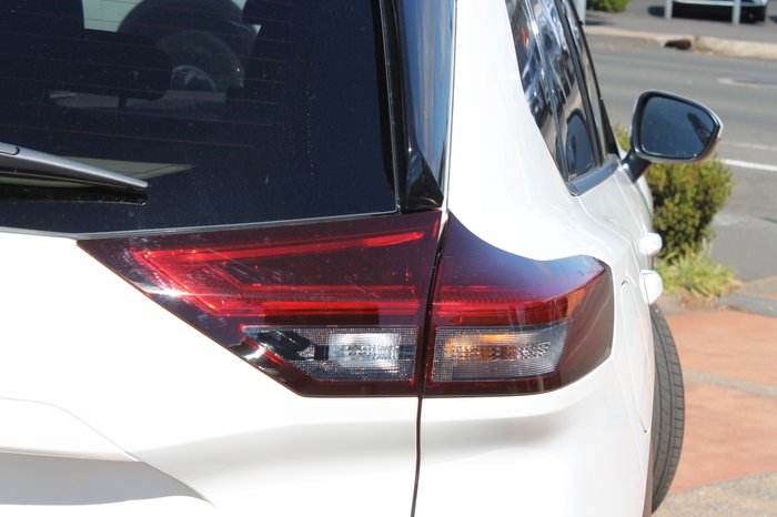 2025 Nissan X-TRAIL ST-L e-POWER