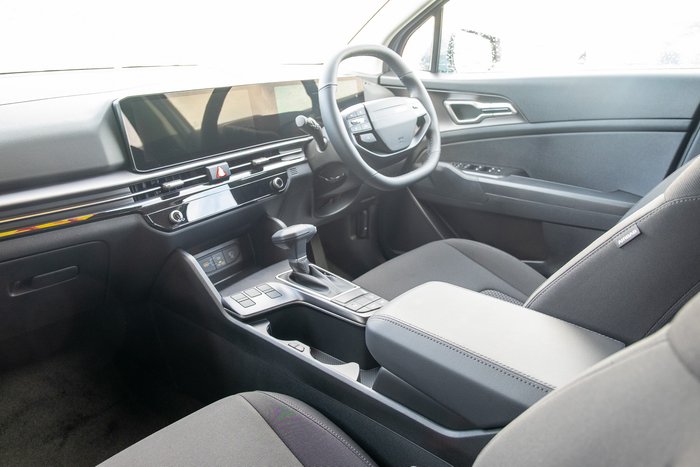 2025 Kia Sportage S