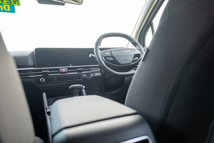 2025 Kia Sportage S