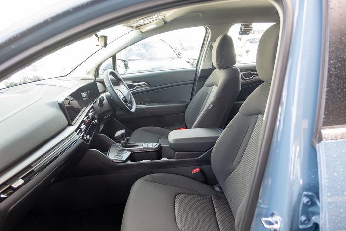 2025 Kia Sportage S