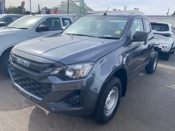 2025 ISUZU D-MAX SX