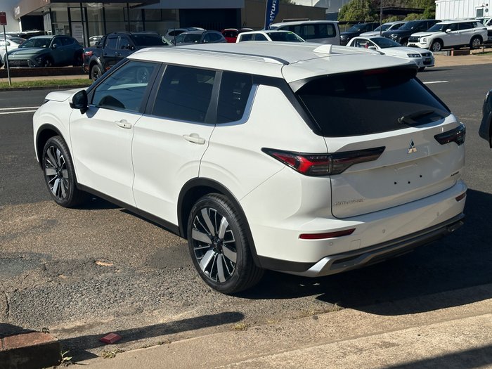 2025 MITSUBISHI OUTLANDER ASPIRE
