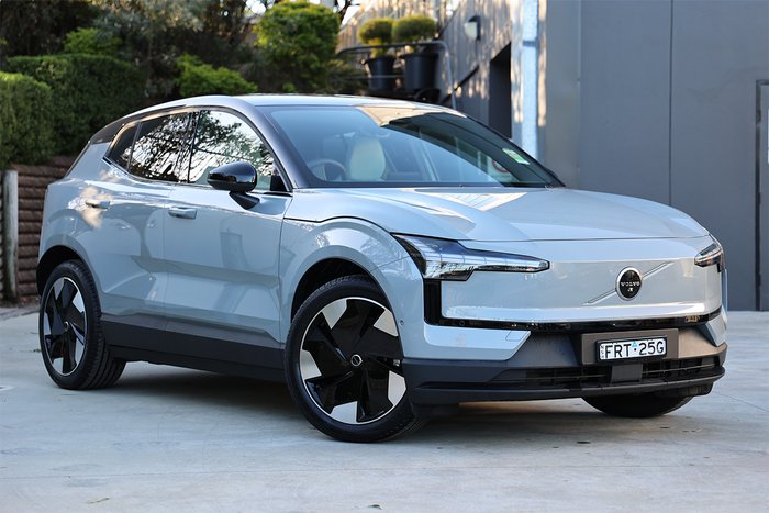 2024 Volvo EX30 Single Motor Extended Range Ultra