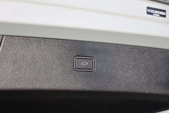 2024 Volvo EX30 Single Motor Extended Range Ultra