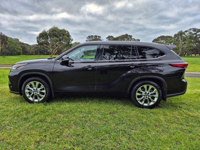 2021 Toyota Kluger Grande