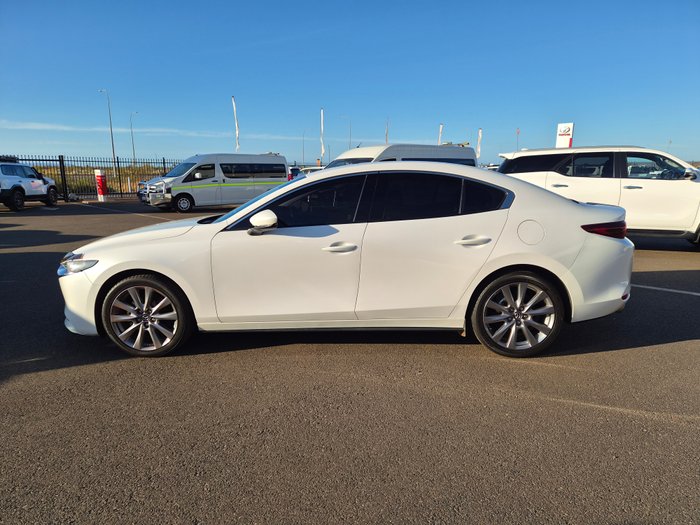 2022 MAZDA MAZDA3