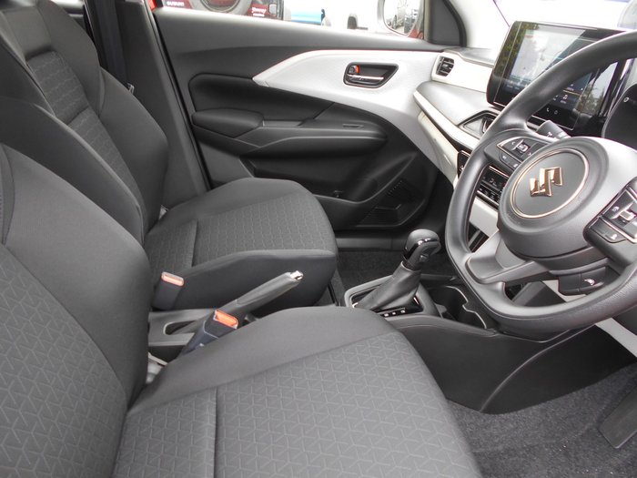 2025 Suzuki Swift Hybrid