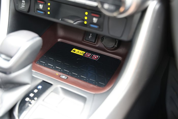 2022 TOYOTA RAV4 CRUISER (AWD) HYBRID