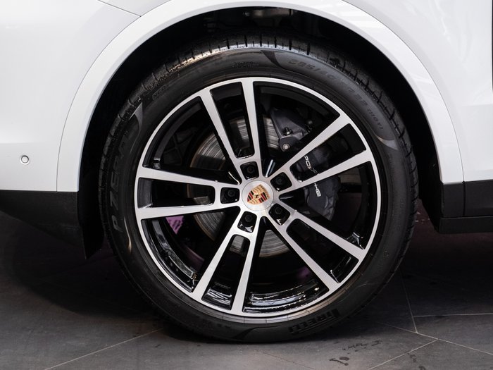 2025 Porsche Cayenne