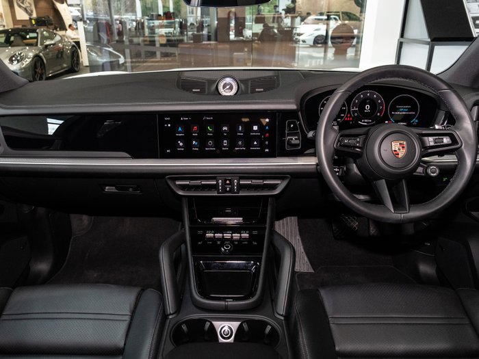 2025 Porsche Cayenne