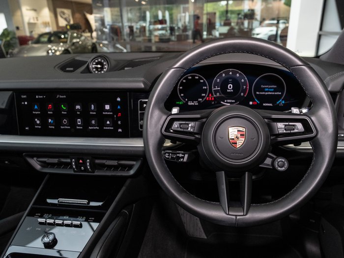 2025 Porsche Cayenne