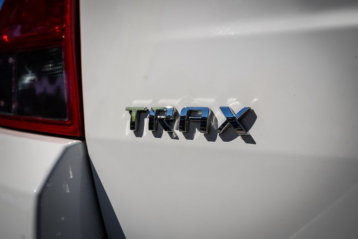2017 HOLDEN TRAX LT