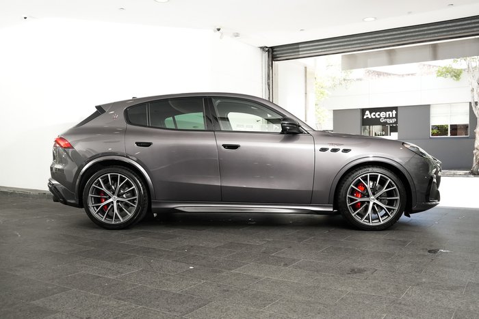 2025 Maserati Grecale TROFEO 530HP 4WD GRIGIO LAVA