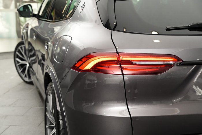 2025 Maserati Grecale TROFEO 530HP 4WD GRIGIO LAVA