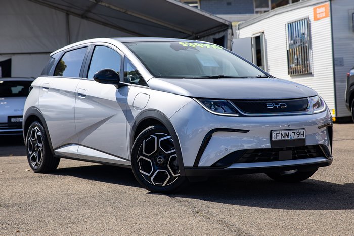 2024 BYD DOLPHIN