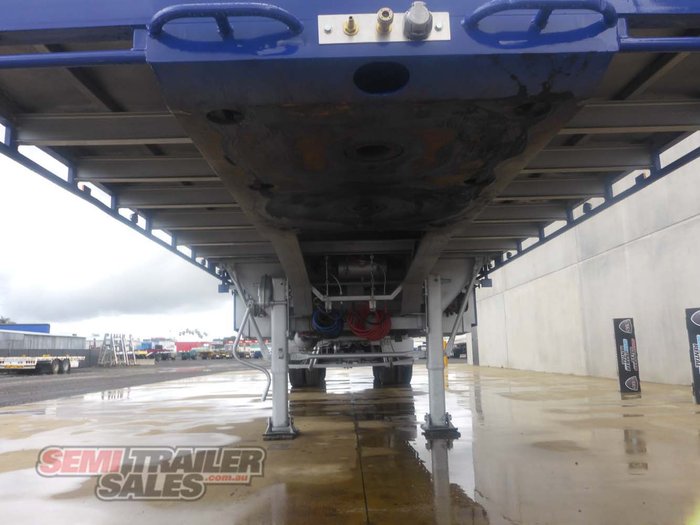 2007 Haulmark Flat Top Extendable 