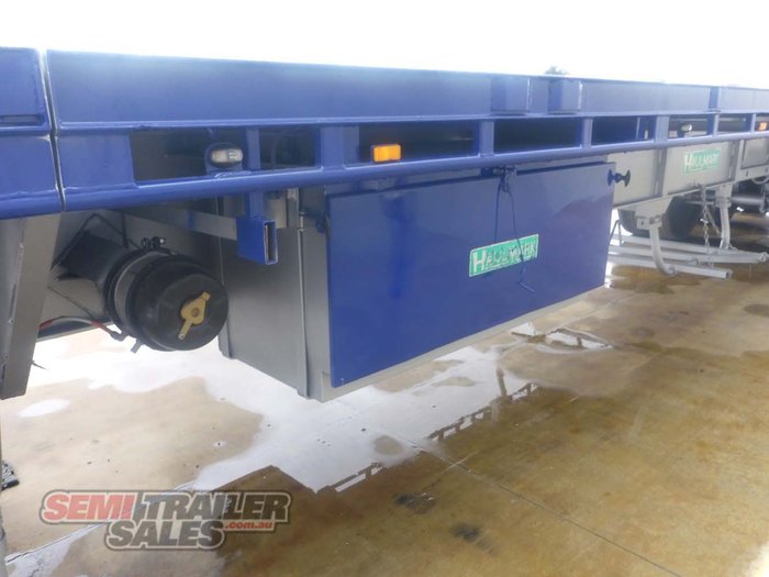 2007 Haulmark Flat Top Extendable 