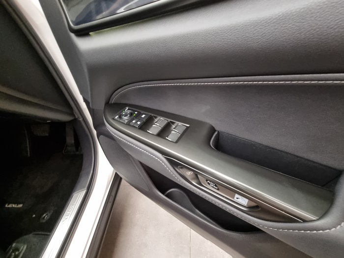 2025 Lexus NX350H Luxury AWD