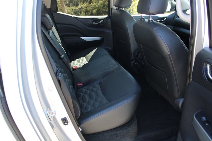 2022 Nissan Navara ST-X D23 MY22.6 4X4 Dual Range Silver